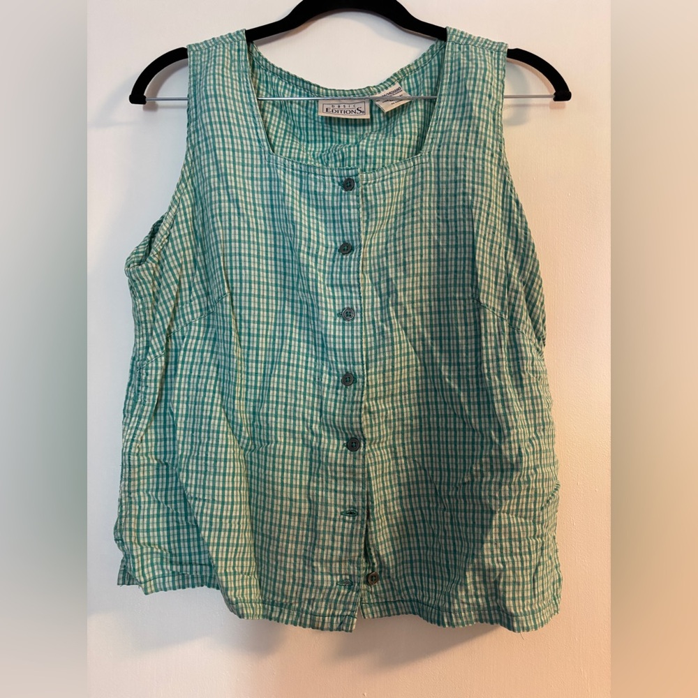 Light Green Plaid Sleeveless Button-Front Women's Top